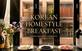 Friendly Dh Naissance Hotel By Mindrum Group